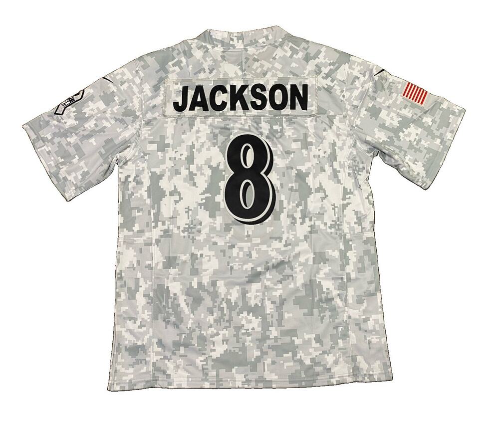 Baltimore Ravens | Men’s Medium “Salute to Service” Lamar Jackson Jersey